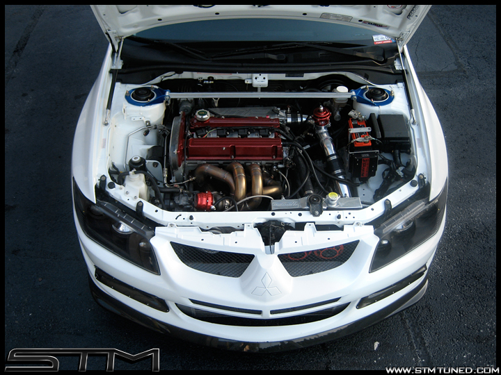 http://www.streettunedmotorsports.com/z/james_m_evo/engine_top_front_end.jpg