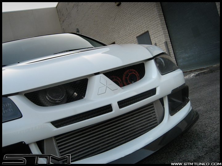 http://www.streettunedmotorsports.com/z/james_m_evo/front_cut.jpg