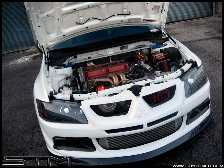 http://www.streettunedmotorsports.com/z/james_m_evo/hood_open_angle.jpg