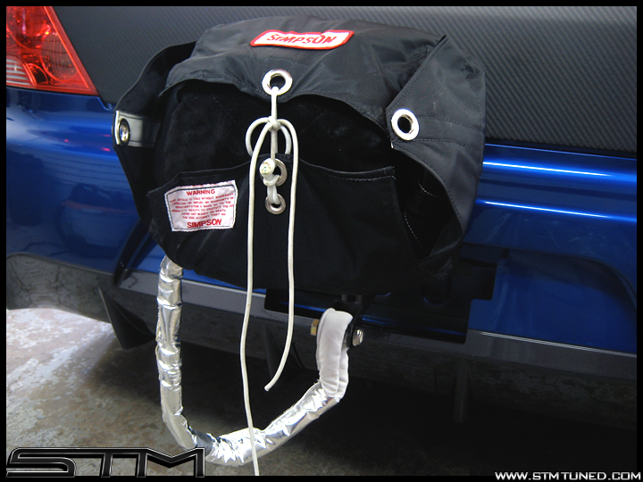 http://www.streettunedmotorsports.com/z/ricer_09/8-4_ricer_parachute.jpg