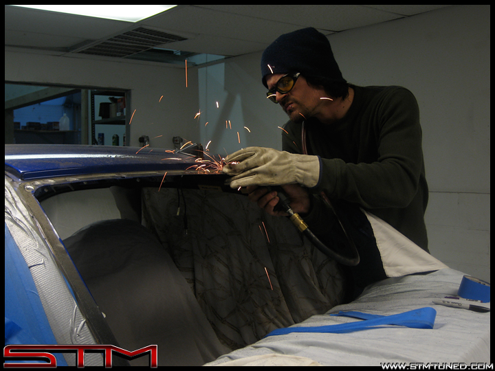 http://www.streettunedmotorsports.com/z/ricer_09/roof15.jpg