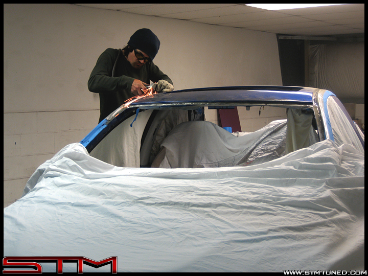 http://www.streettunedmotorsports.com/z/ricer_09/roof21.jpg