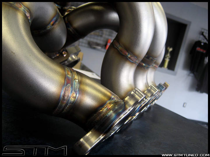 http://www.streettunedmotorsports.com/z/ricer_09/stm_manifold_pte2.jpg